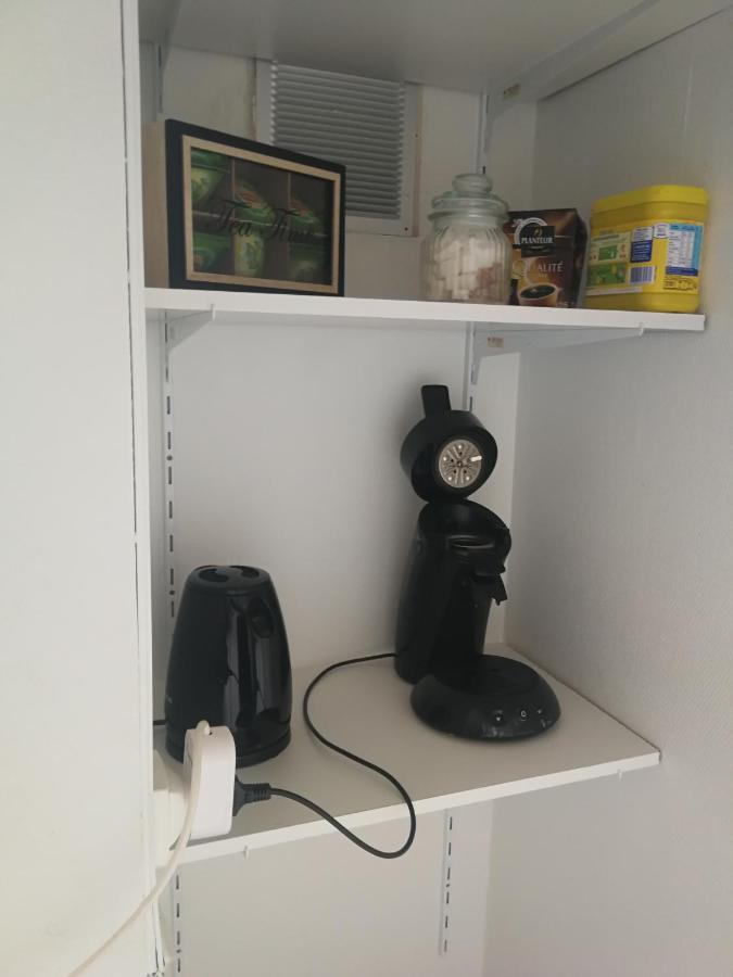 Joli Appartement Residentiel A Троа Екстериор снимка