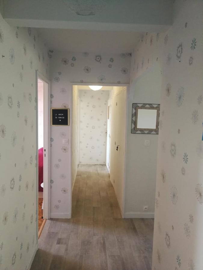 Joli Appartement Residentiel A Троа Екстериор снимка